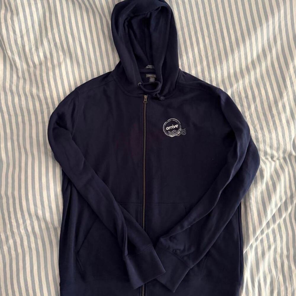 Navy zip up sweater from microsoftg